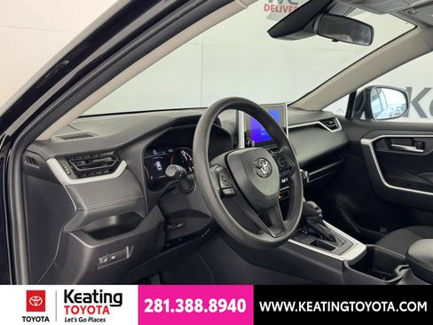 Certified 2025 Toyota RAV4 XLE FWD image 15