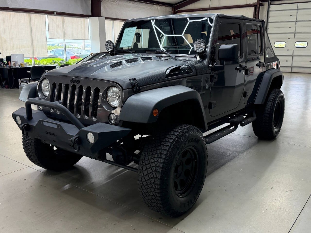 Used 2014 Jeep Wrangler Unlimited Sport w/ Quick Order Package 24S AWD/4WD image 5