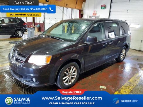 Used 2018 Dodge Grand Caravan SXT image 1