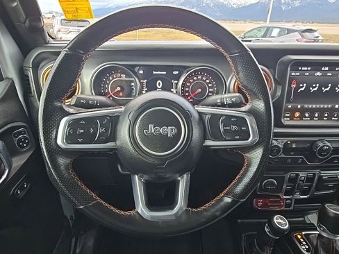 Used 2022 Jeep Gladiator Mojave w/ Trailer Tow Package image 10