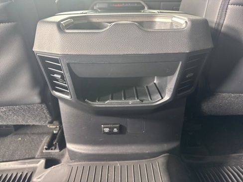 Used 2023 Toyota Tundra Limited image 13