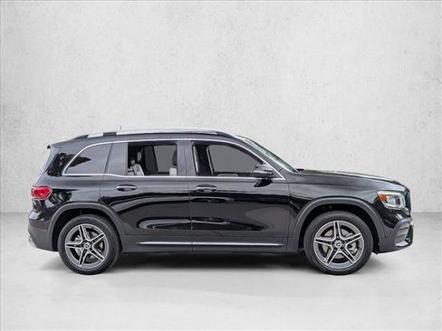 Used 2021 Mercedes-Benz GLB 250 image 5
