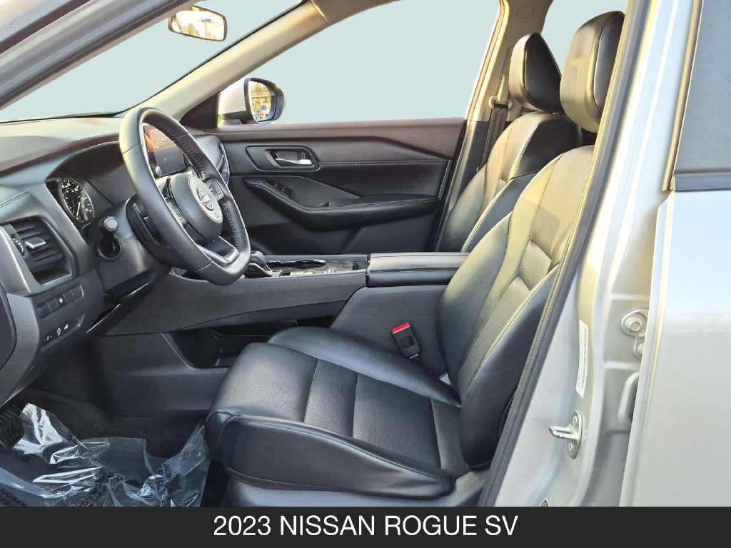 Certified 2023 Nissan Rogue SV w/ SV Premium B Package FWD image 14