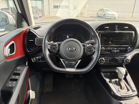 Used 2020 Kia Soul GT-Line Turbo FWD image 10