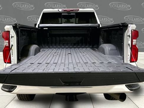 Certified 2023 Chevrolet Silverado 2500 High Country w/ Z71 Off-Road Package AWD/4WD image 9