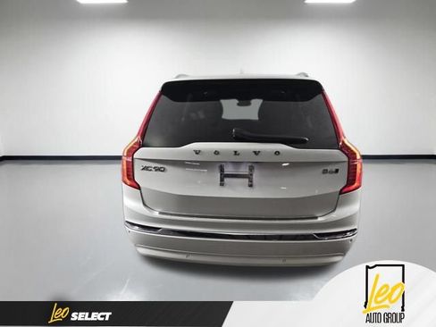 Used 2023 Volvo XC90 B6 Plus w/ Protection Package Premier AWD/4WD image 8