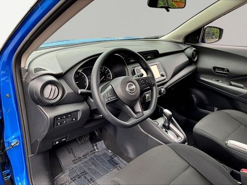 Certified 2025 Nissan Kicks Play S FWD image 17