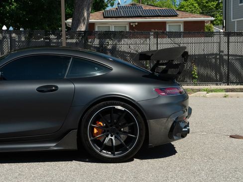 Used 2021 Mercedes-Benz AMG GT Black Series image 30