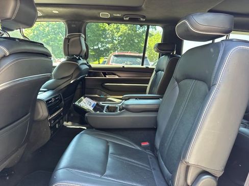 Used 2024 Jeep Grand Wagoneer L Series II w/ Quick Order Packagew 28T AWD/4WD image 11