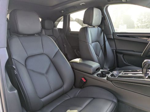 New 2025 Porsche Macan S image 25