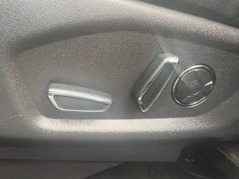 Used 2016 Ford Explorer Platinum AWD/4WD image 32