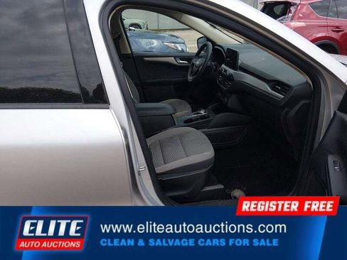 Used 2020 Ford Escape SE AWD/4WD image 9
