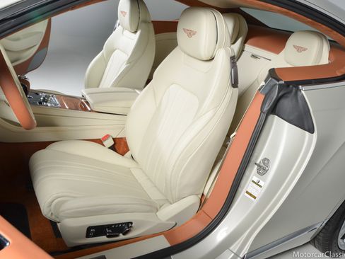 Used 2022 Bentley Continental GT image 27