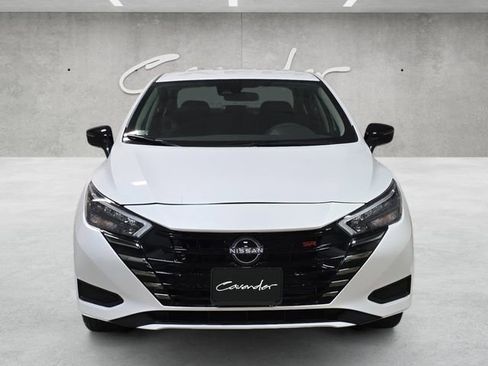 New 2025 Nissan Versa SR image 18