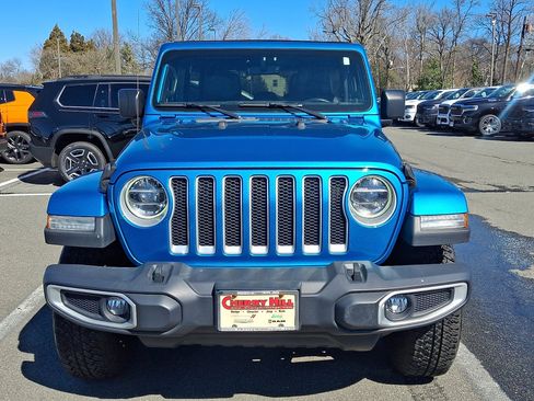 Used 2020 Jeep Wrangler Unlimited Sahara image 8