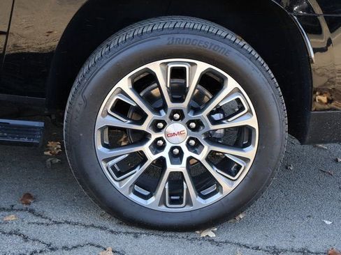 New 2026 GMC Yukon XL Denali w/ Sun & Power Step Package AWD/4WD image 43