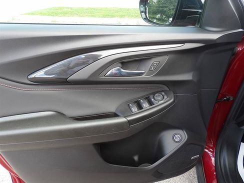 Certified 2023 Chevrolet TrailBlazer RS w/ Sun and Liftgate Package FWD image 14