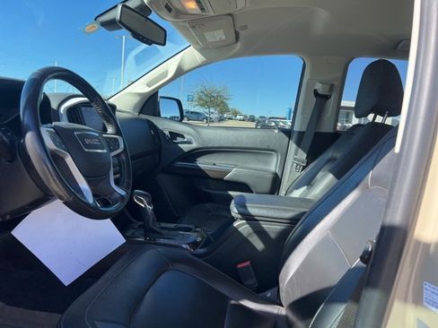 Used 2022 GMC Canyon Elevation w/ Elevation Premium Package image 11