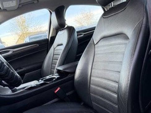 Used 2013 Ford Fusion SE image 13