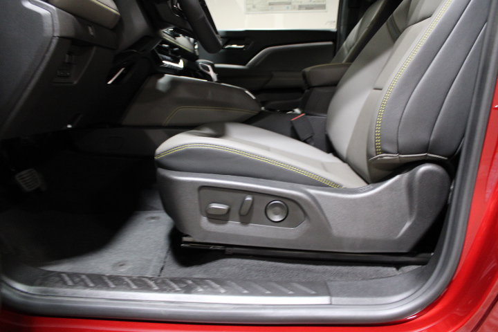 New 2026 Chevrolet Colorado ZR2 AWD/4WD image 20