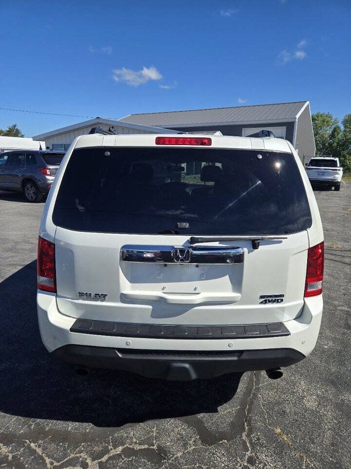 Used 2015 Honda Pilot Touring image 11