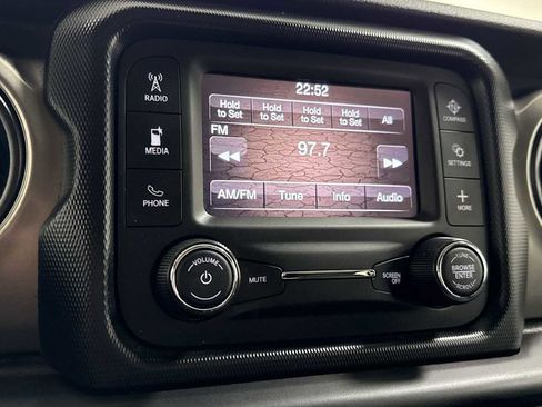 Used 2020 Jeep Wrangler Unlimited Sport S image 18