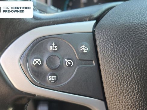 Used 2018 Chevrolet Colorado LT w/ Redline Special Edition AWD/4WD image 15
