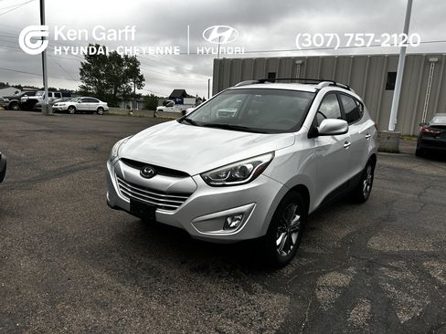 Used 2015 Hyundai Tucson SE AWD/4WD image 1