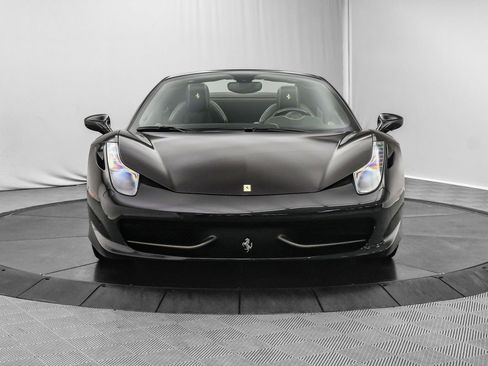 Used 2014 Ferrari 458 Spider image 3