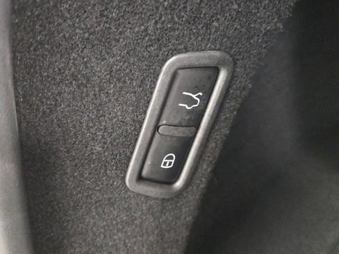 Used 2021 Maserati Levante GranSport image 22