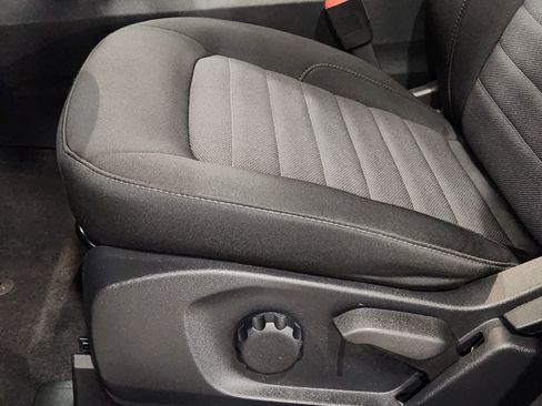 Used 2024 Ford Edge SE w/ Black Appearance Package image 43