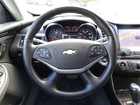 Used 2015 Chevrolet Impala LTZ image 11