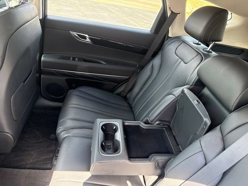 Used 2025 Genesis GV80 2.5T Standard AWD/4WD image 29