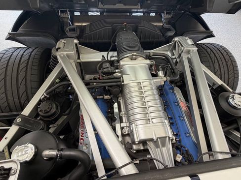 Used 2006 Ford GT RWD image 62