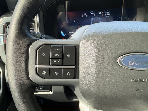 Used 2024 Ford F250 Lariat w/ Sport Appearance Package AWD/4WD image 19