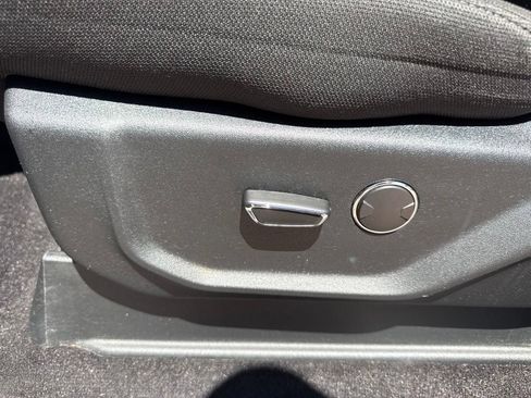 Used 2018 Ford F150 XLT w/ Equipment Group 301A Mid RWD image 16