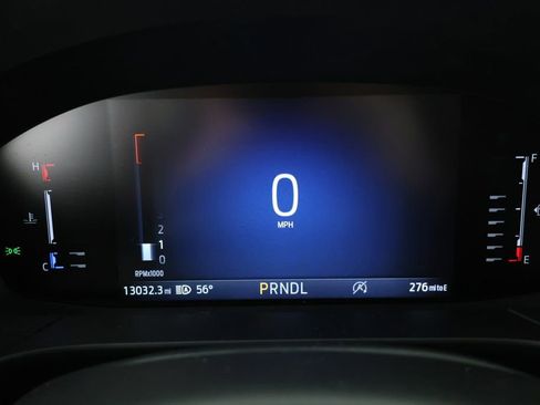 Used 2024 Ford Escape ST-Line image 12