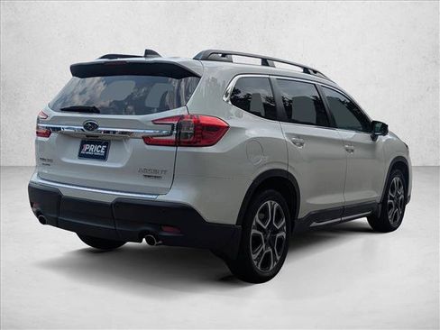Used 2023 Subaru Ascent Limited w/ Technology Package AWD/4WD image 5