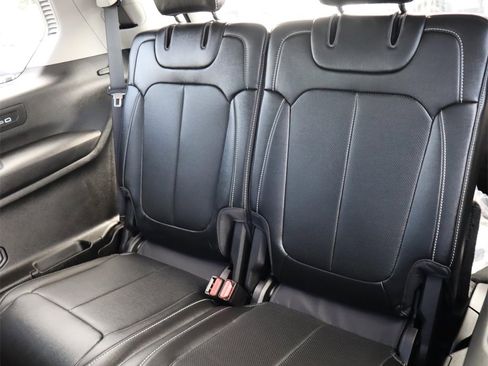 New 2024 Jeep Grand Cherokee L Limited w/ Luxury Tech Group II image 18