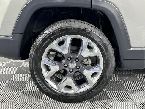 Used 2020 Jeep Compass Limited AWD/4WD image 26