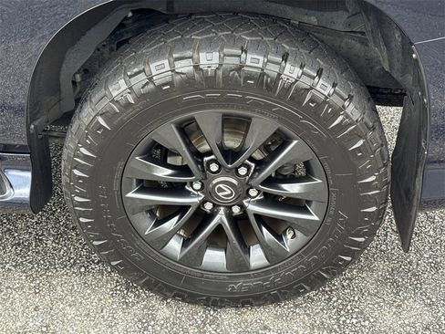 Used 2021 Lexus GX 460 Premium image 19