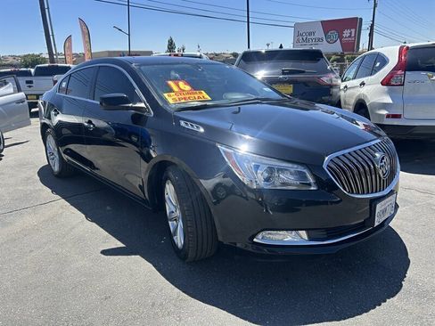 Used 2016 Buick LaCrosse FWD image 21