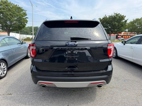 Used 2017 Ford Explorer Limited AWD/4WD image 4