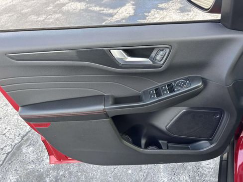 Used 2024 Ford Escape ST-Line Select image 13