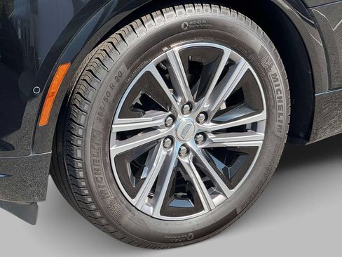 Certified 2025 Cadillac Lyriq Luxury w/ LPO, Floor Liner Package RWD image 14