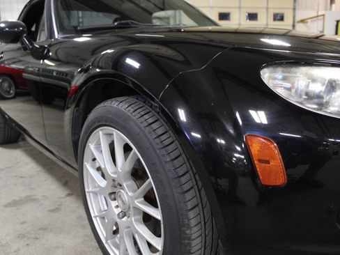 Used 2008 MAZDA MX-5 Miata Grand Touring w/ Premium Pkg image 13