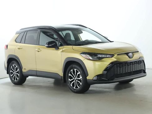 Used 2023 Toyota Corolla Cross SE image 9