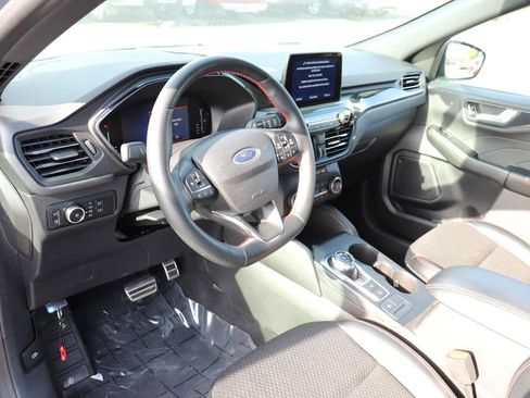 Used 2024 Ford Escape ST-Line Select AWD/4WD image 10