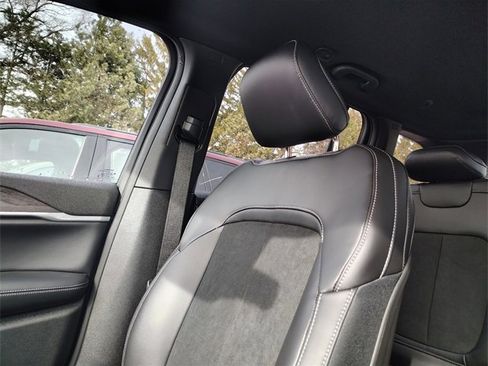 New 2026 Jeep Grand Cherokee Laredo image 27