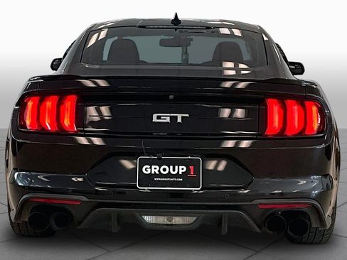 Used 2020 Ford Mustang GT RWD image 3